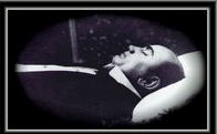 caruso-in-coffin caruso-in-coffin