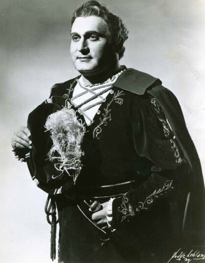 Richard Tucker